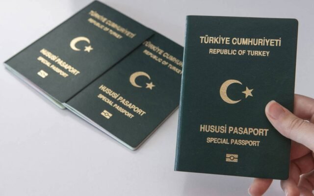 Özel Sektör Öğretmenleri İçin Yeşil Pasaport Düzenlemesi Meclis'te